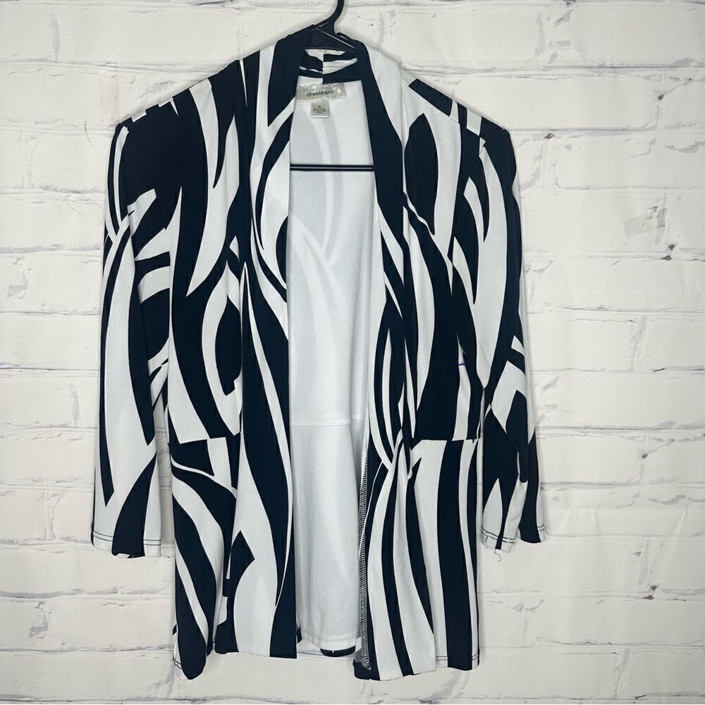 Dress Barn small black & white top